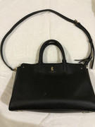 90A83E4C-C64C-4D14-837D-82C2968B3FC0