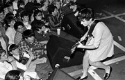 susanna-hoffs-b38