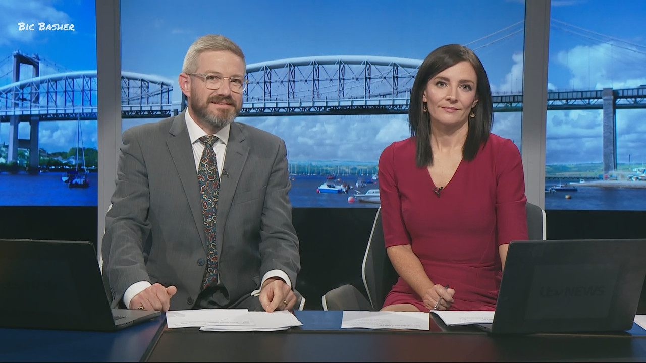 09.23 - 18.00.00 - ITV News West Country. Breaking news and current s....ts_snapshot_19.54.335