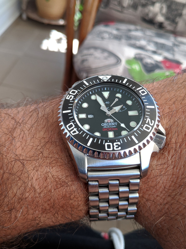 00000IMG_00000_BURST20190825135614073_COVER