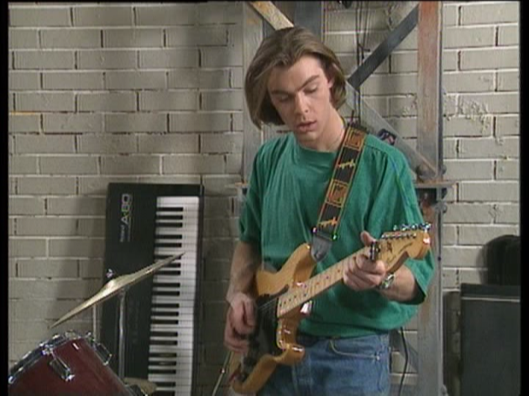 Helene.Et.Les.Garcons.004.DVDRemux.RUS.FRA-Нечипорук.mkv_snapshot_05.37.560