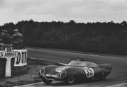 24 HEURES DU MANS YEAR BY YEAR PART ONE 1923-1969 - Page 44 58lm35-Lotus-Eleven-2-Jay-Chamberlain-Pete-Lovely-16