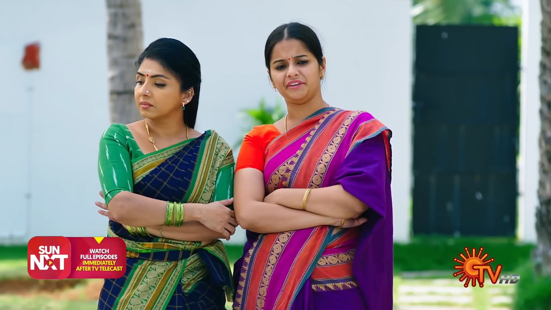 Haripriya Sexy big Navel Slips in Saree mp4 snapshot 00 01 501 — Postimages