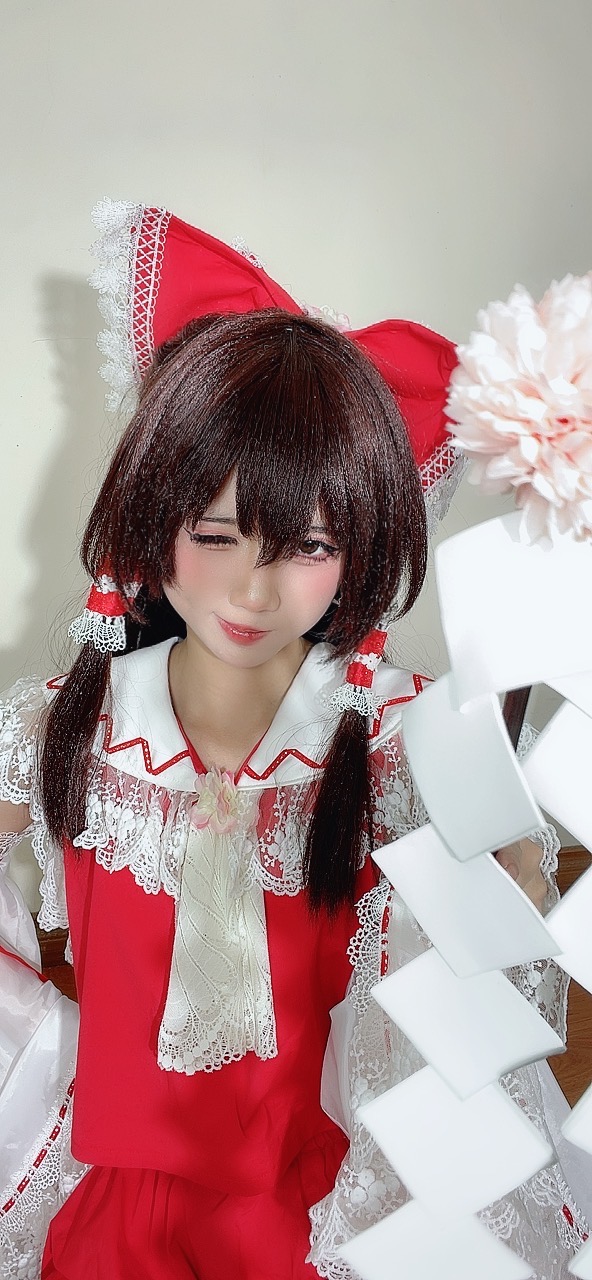 PoppaChan Reimu Hakurei Cosplay (Touhou Project) – 111 Photos 14 Videos 1.13GB插图6