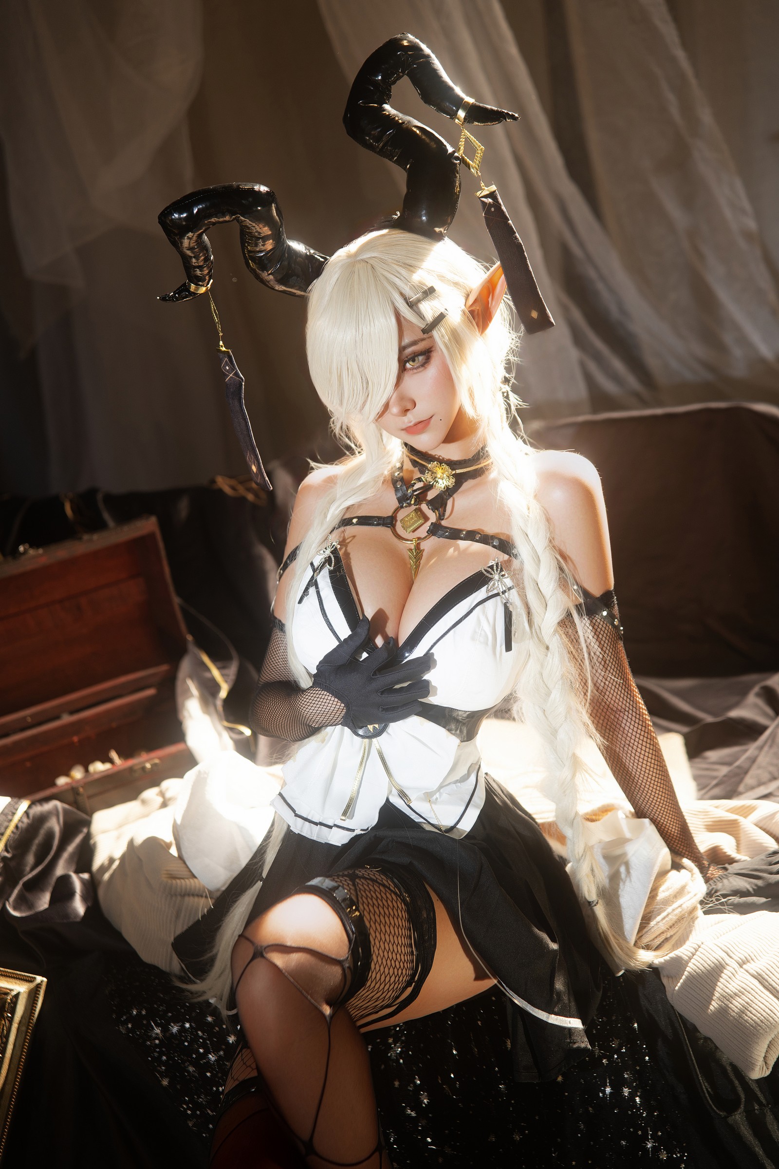 Seya-狮砸 – 碧蓝航线 尾张魔王 Cos 高清写真（12P-156MB）