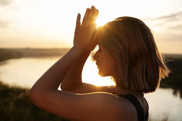 What is the Sun Salutation Mantra
