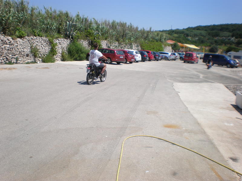 Picturevela luka 353