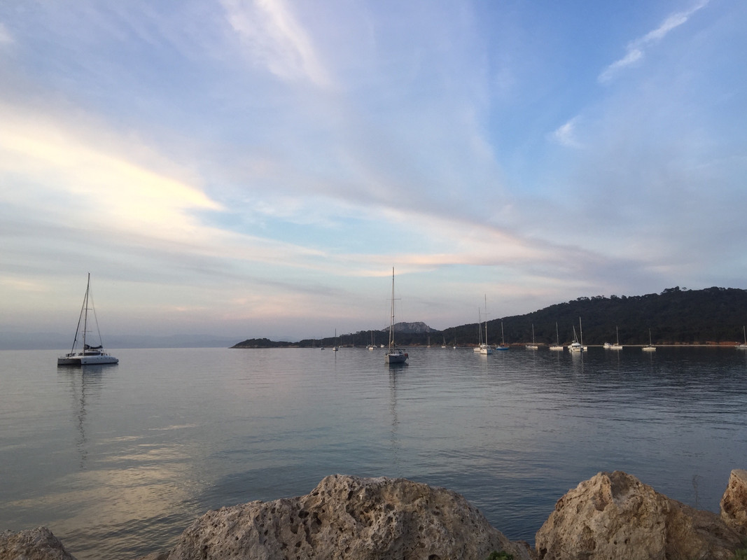 C788AF17-D0AD-4307-B516-528DAD858D2F