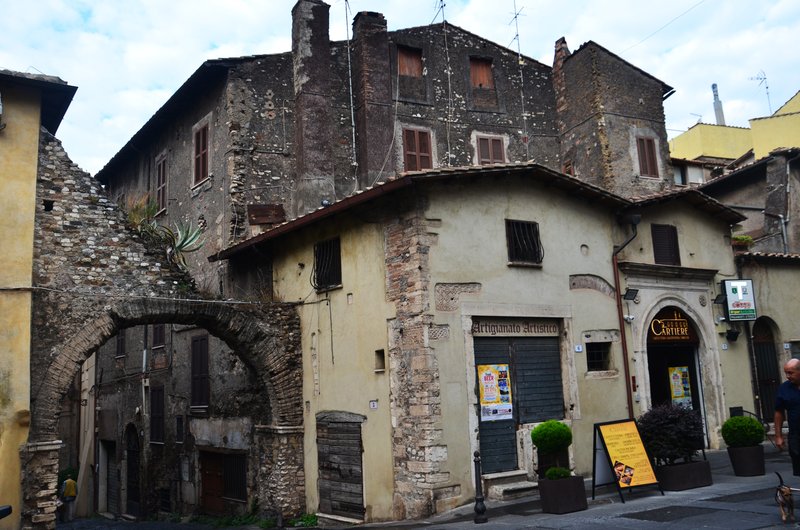 TIVOLI-14 Y 15-9-2023 - Italia y sus pueblos-2018/2019/2023 (221)