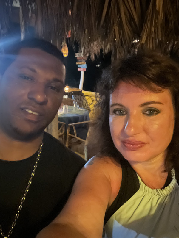 B09F389C-9F05-4A3D-8991-2499CB9F2119