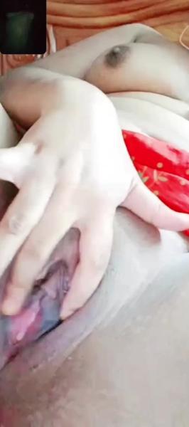 Desi-Wife-Affair-Showing-Hot-Boobs-Pussy