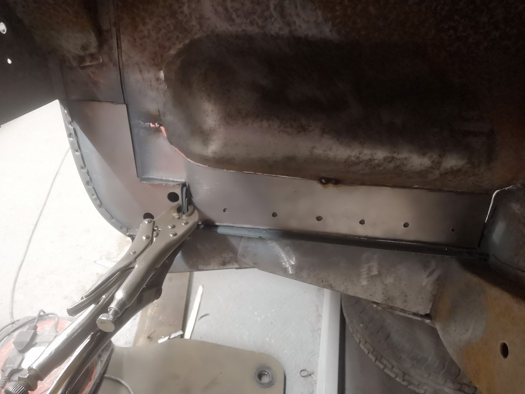 26FFC3FC-C2AF-4E1A-9118-1012914319E8