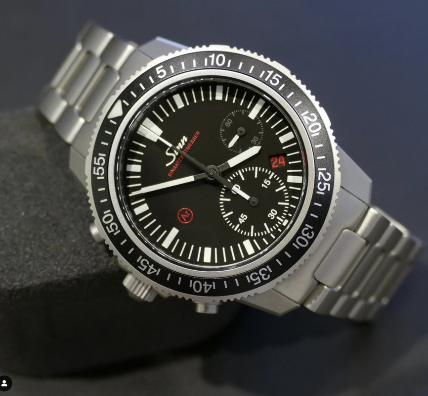 74694950-FB71-4FF0-AD75-A39C6B630E2E