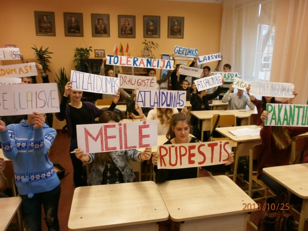 Kauno Versvu vid. mokykla 9a,b kl. 1 (600 x 450)