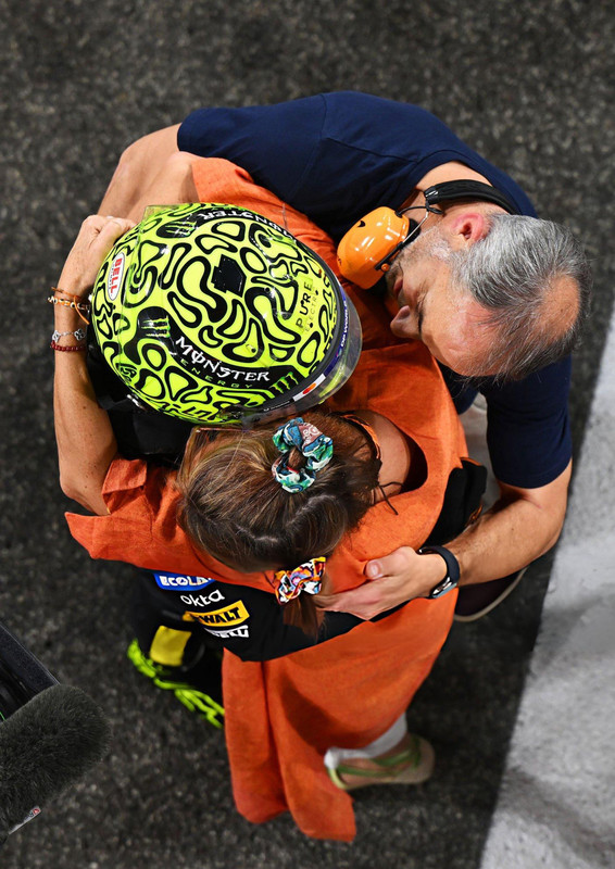 G7kzo5n-XYAEz-Scv-format-jpg-name-4096x4