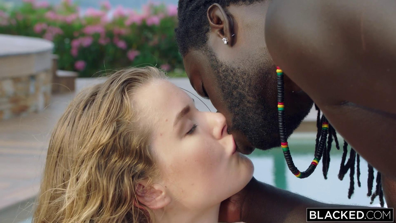 vlcsnap-2023-08-12-20h30m54s625