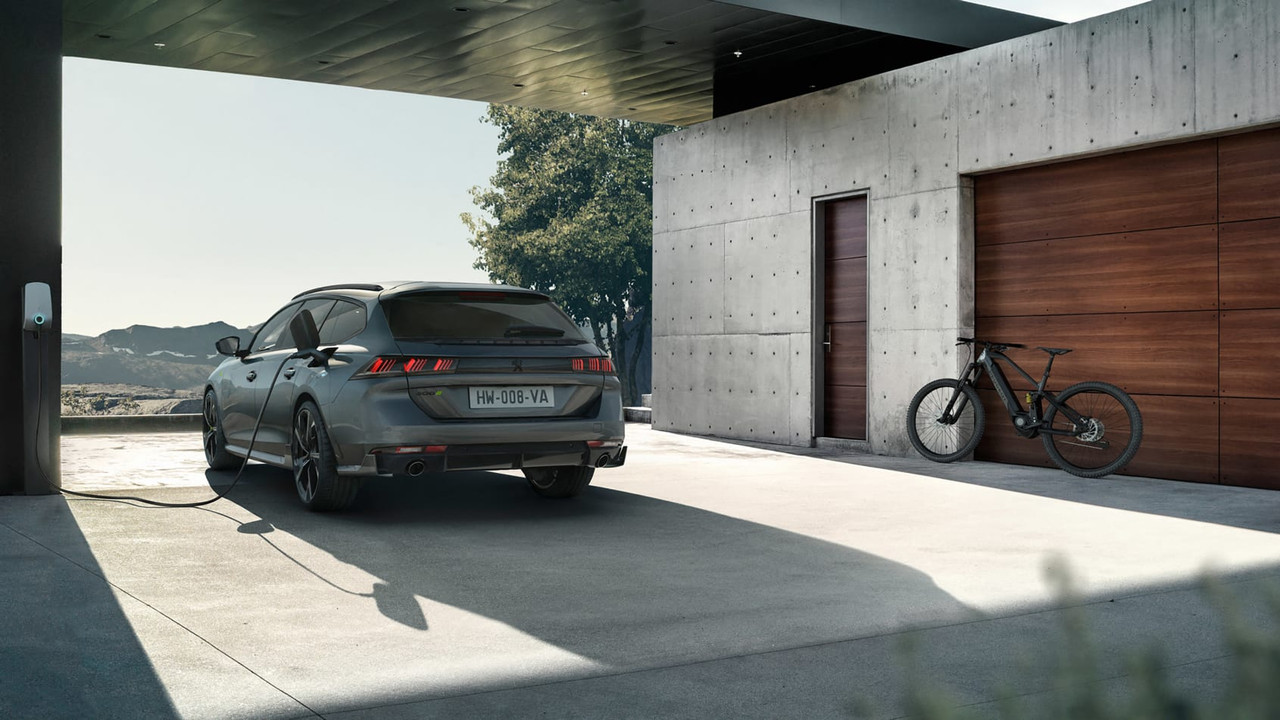 728B10CB-8D2B-4380-8AF2-CDBC6A52A48E