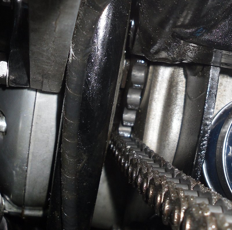 '73 Commando standard counter sprocket.
