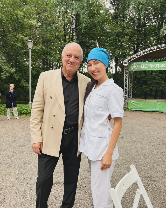 7C710FDC-6372-4F5A-B772-D498FEFCB9FD