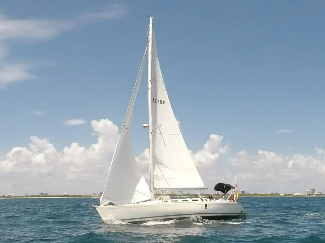 6803183_20180817121535893_1_XLARGE