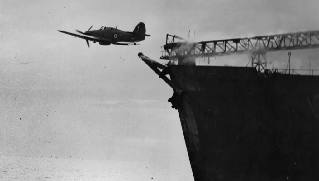 Lanzamiento del Hawker Sea Hurricane I Lanzamiento del Hawker Sea Hurricane I