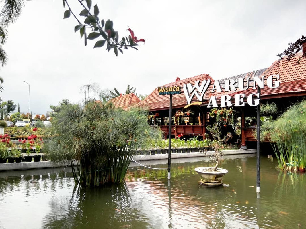 Warung Wareg