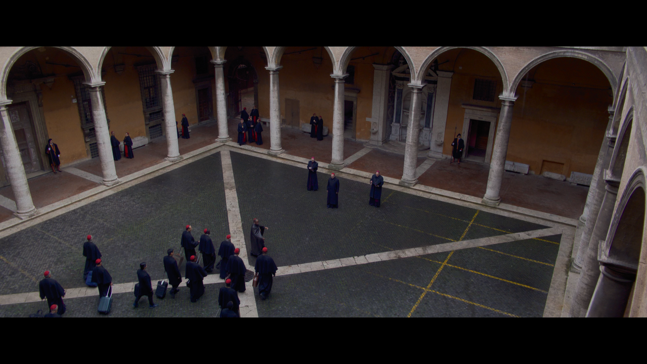 mpv-shot_Conclave.2024.2160p.UHD.BDRemux.HDR.HEVC-Нечипорук_00_11_53_0002