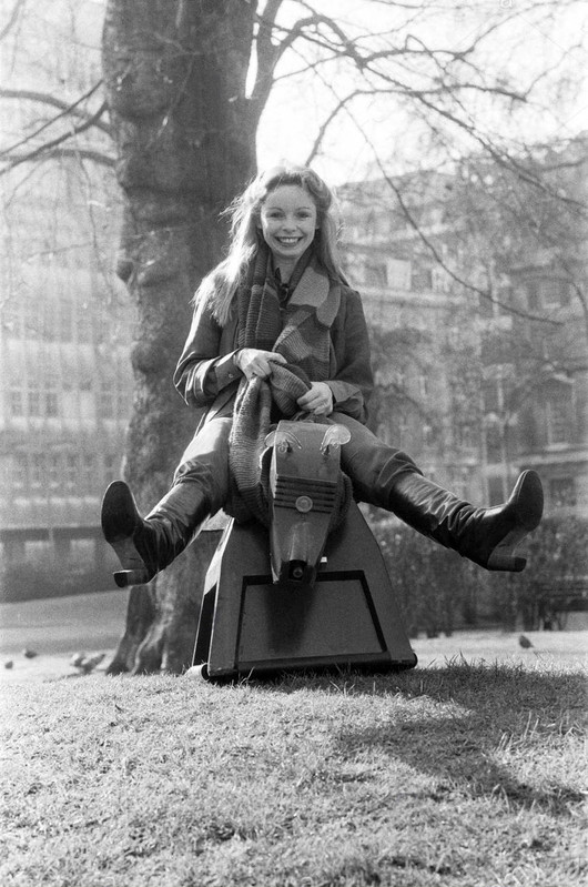 Lalla Ward a44
