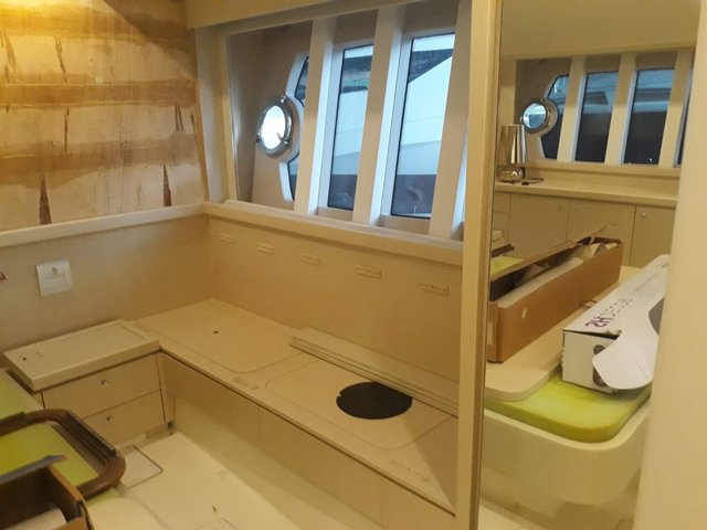 Envelopamento interno de embarcação - Re9 Envelopamentos