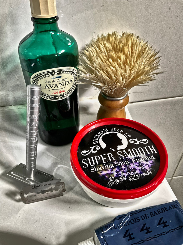 1EEC6FE3-A65E-4A33-9644-DD4A5FC2F421