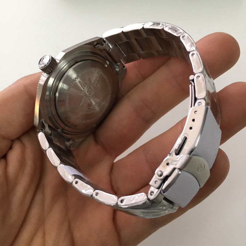 17F40A8E-23BA-41CB-A1B1-D09BA20E2B53