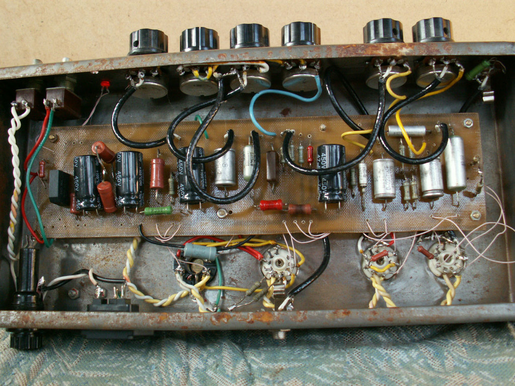 AX84-Face-потроха2