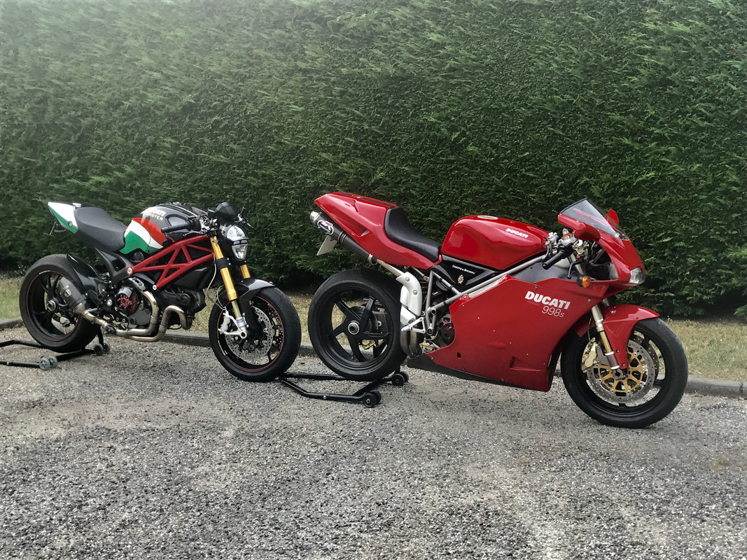 7E292E77-ECFF-4977-BD39-4523E2BEFD7F