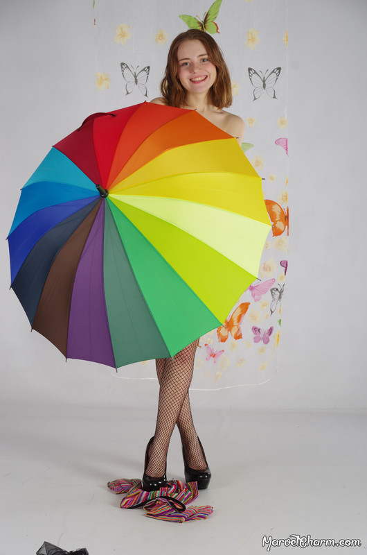 MarvelCharm_Nicolette-Rainbow-106