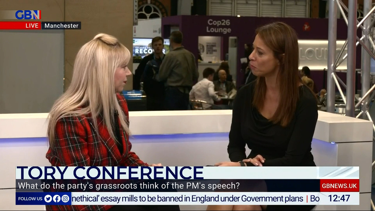10.06 - 12.00.00 - The Briefing Lunchtime with Gloria De Piero. Your ....ts_snapshot_48.19.237
