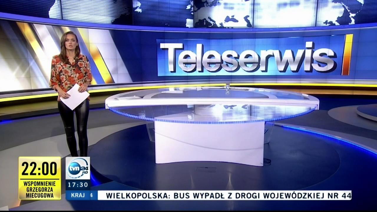 V0323_20180826_172424.mp4_snapshot_00.59_[2018.08.27_12.56.00]