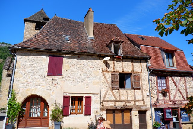 Autoire y Carennac - Sur de Francia 2024 (8)