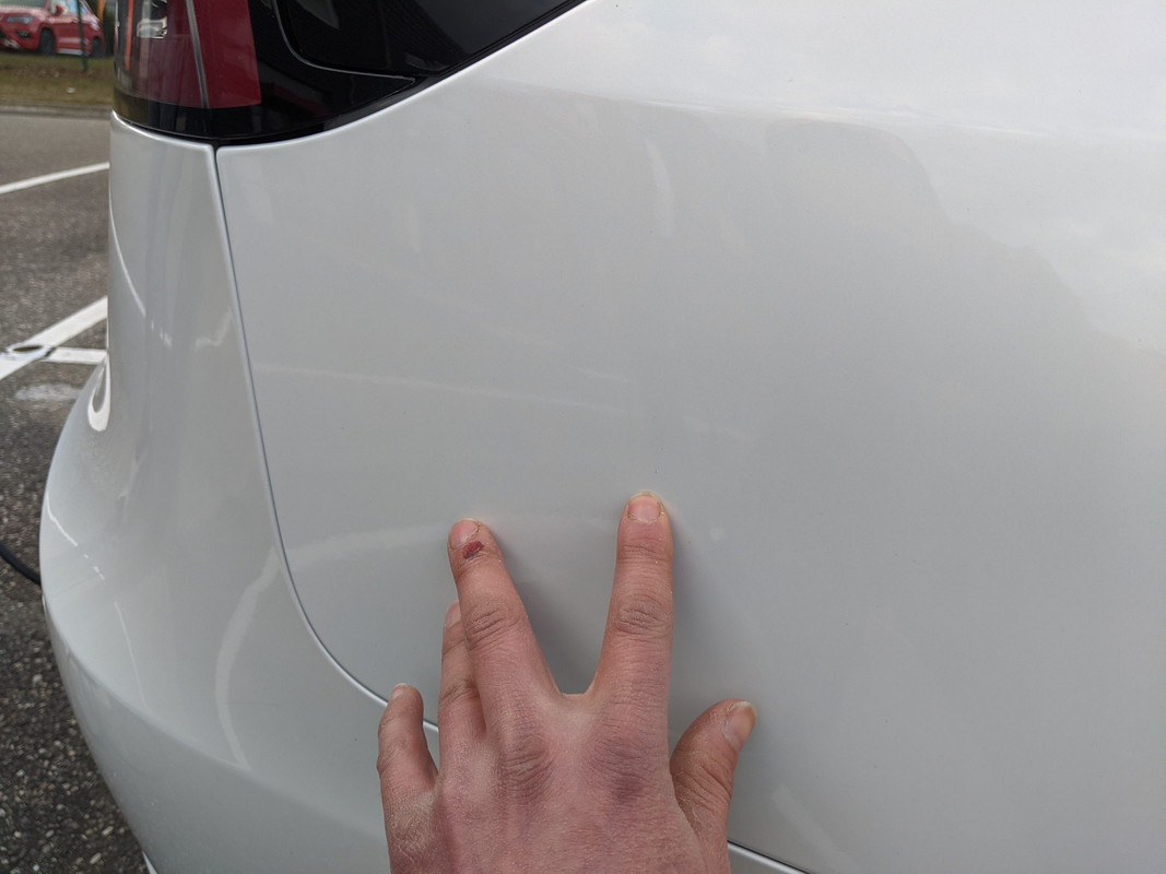 5F36436D-F9C7-4745-8E09-F26A51028433