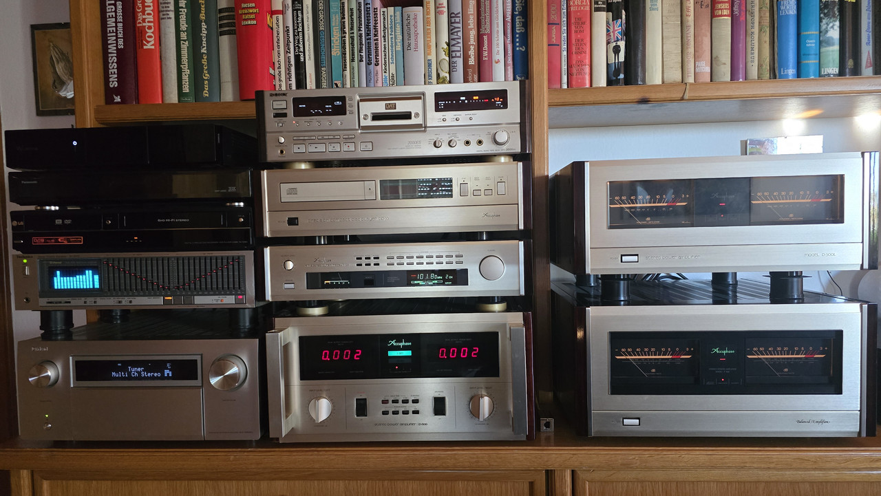 [Bild: Hi-Fi-Anlage-neu.jpg]