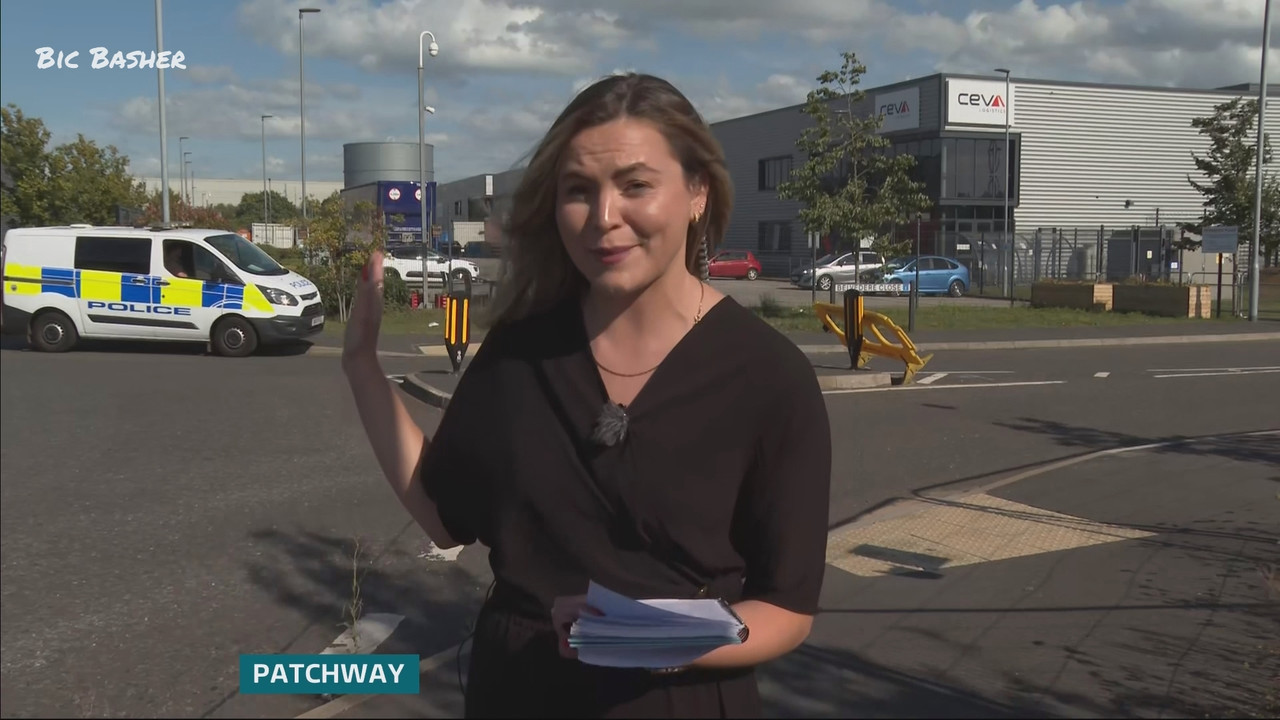08.06 - 18.00.01 - ITV News West Country. Breaking news and current s....ts_snapshot_02.52.989
