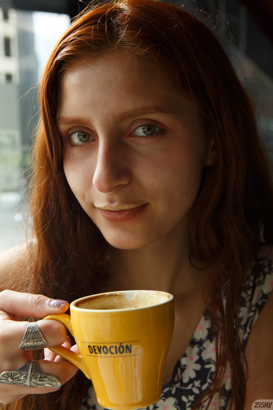 full_007_1358270477143528