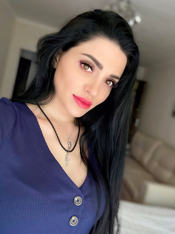 A8E6BAD3-B59E-4DDE-B4E4-516DD8656782