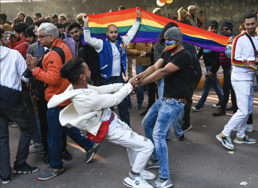 Cientos de personas estuvieron en la primer Marcha del Orgullo LGBT en la India