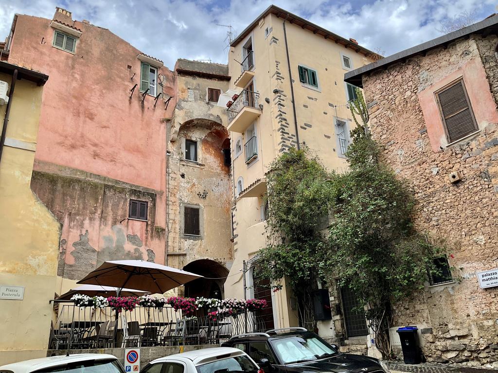 Жаркий сентябрь на побережье Тирренского моря. Жаркий сентябрь на побережье Тирренского моря.