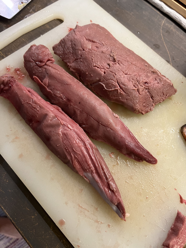 CCCAC81A-9251-40CB-9303-3F9710908B9F