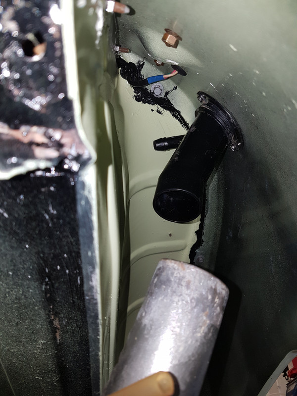 Goulotte réservoir (5)