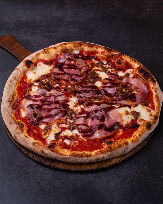 Pizza Bacio