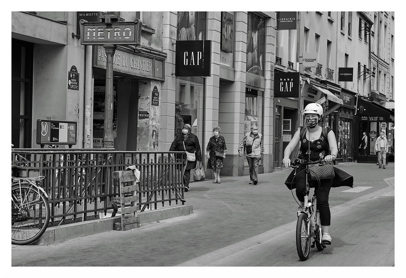 people-masked-france.jpg
