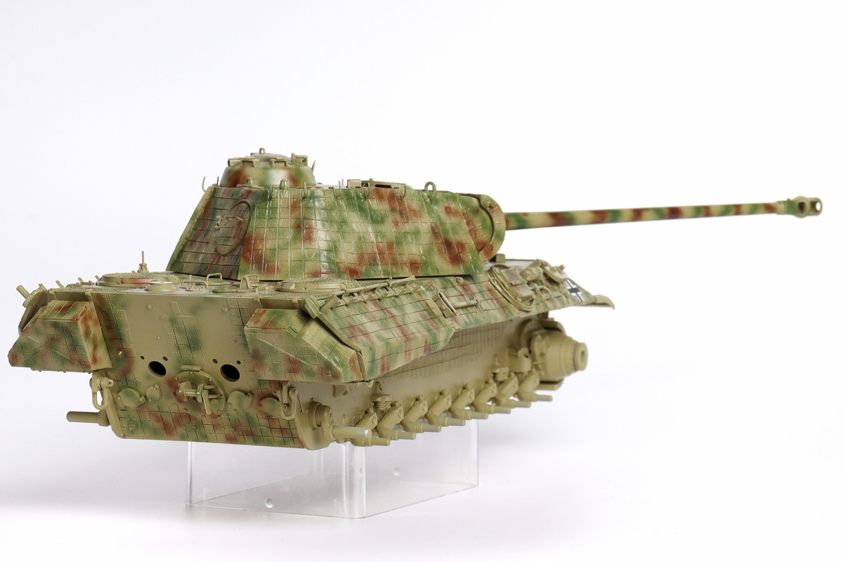 89E95D83-CB8B-479A-B52E-76A1AAB07CCA