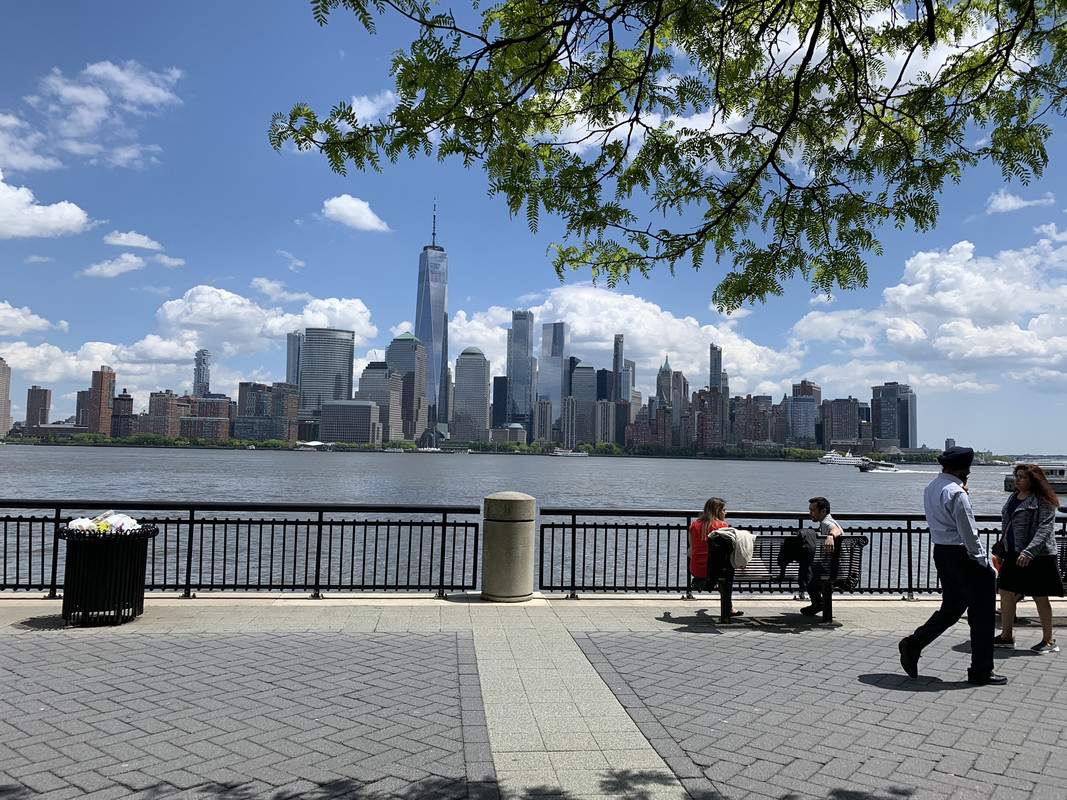 A92EDDB6-E63B-4B4A-8BB7-E1976744DF7E